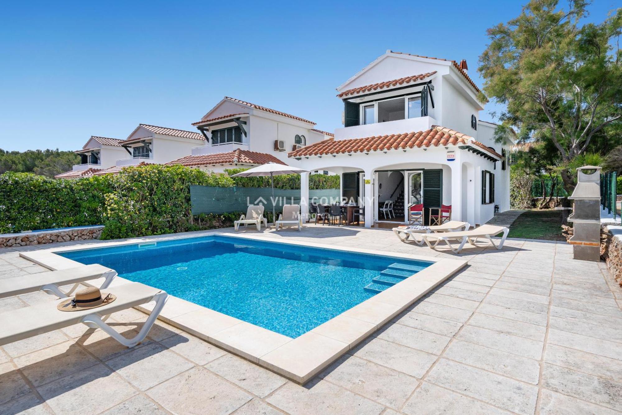 Villa Elsie Arenal d'en Castell Exterior photo